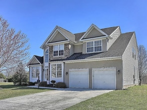 Building Photo - 11 Turmeric Dr