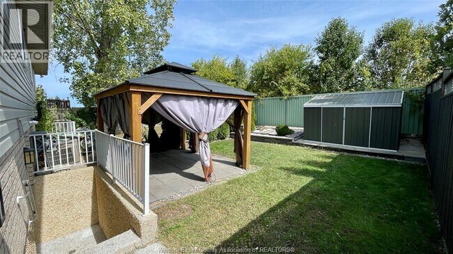 Photo du bâtiment - 11396 Timber Bay Crescent