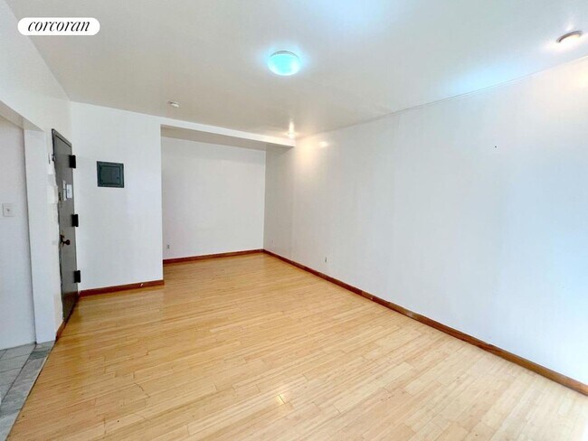 Foto del edificio - 650 10th Ave