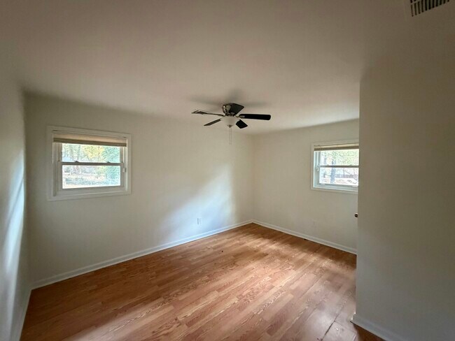 Foto del edificio - 8450 Gettysburg Ct