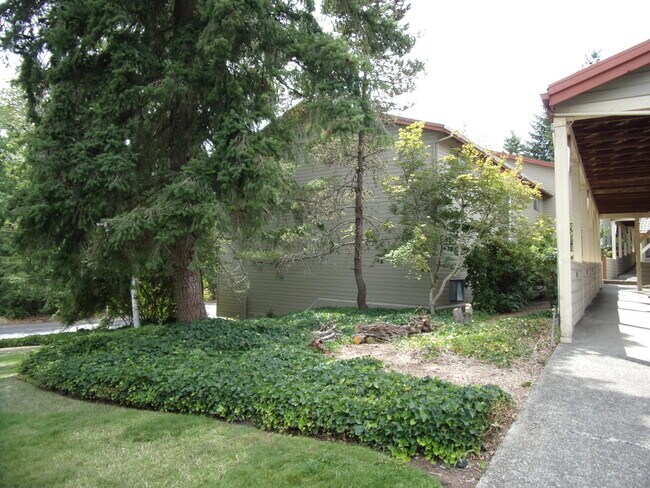 Foto del edificio - 2500 NW Princess St