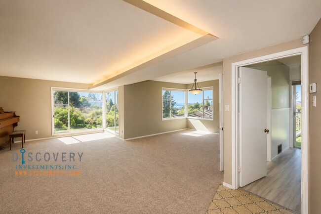 Foto del edificio - California Ranch Style 3+ Bedroom Home