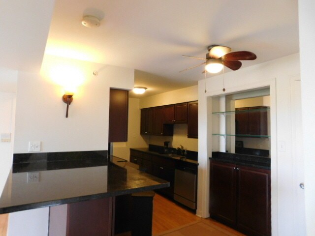 Building Photo - 17528 71st Ave