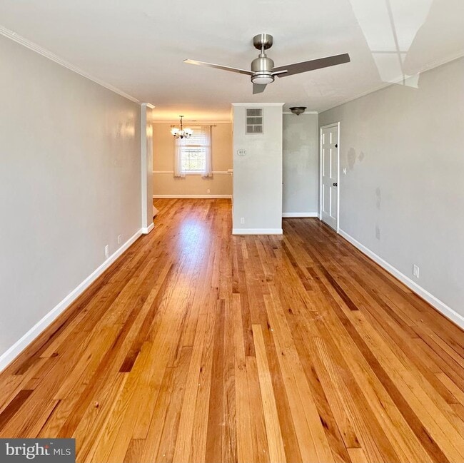 Building Photo - 3345 S Stafford St