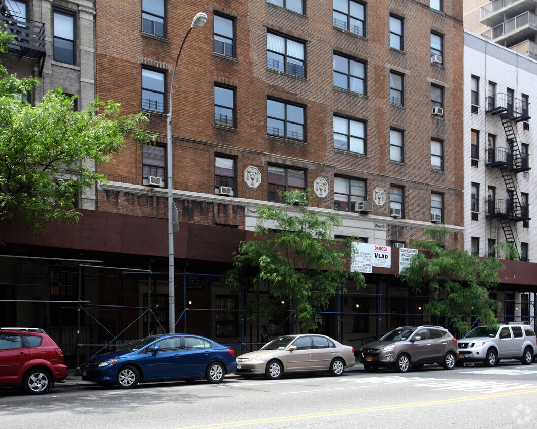 Foto del edificio - 110 W 96th St