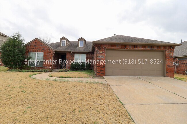 Building Photo - 3 Bed | 2 Bath | Broken Arrow