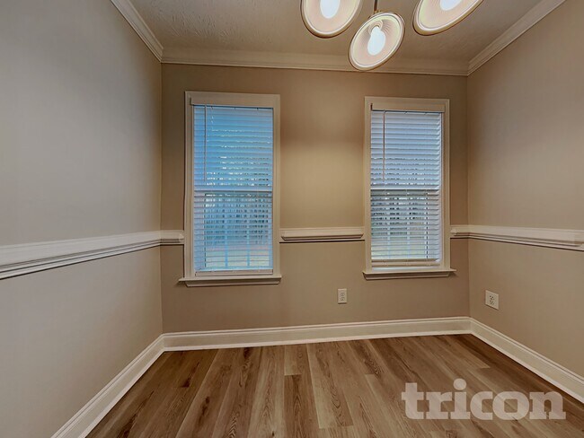 Foto del edificio - 110 Brooks Cir