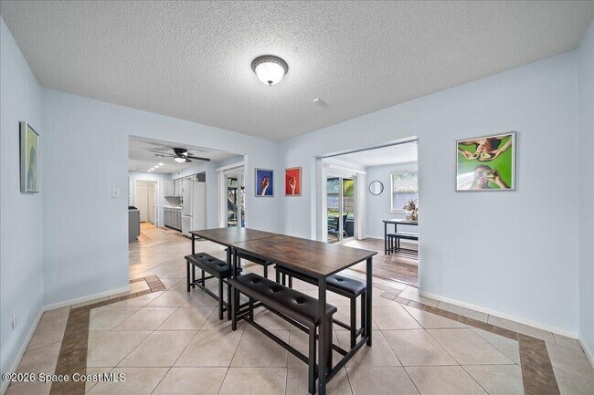 Building Photo - 2965 Barna Ave