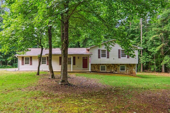 Building Photo - 2932 Tree Top Rd