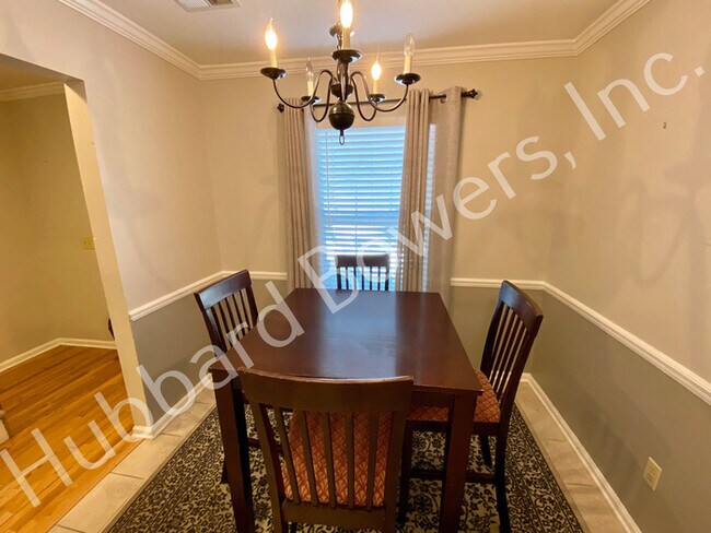Building Photo - 109 Mulberry Ln
