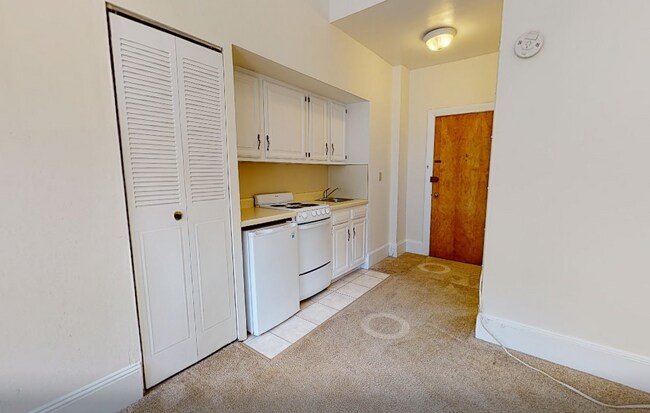 Foto del edificio - 1243 Beacon St