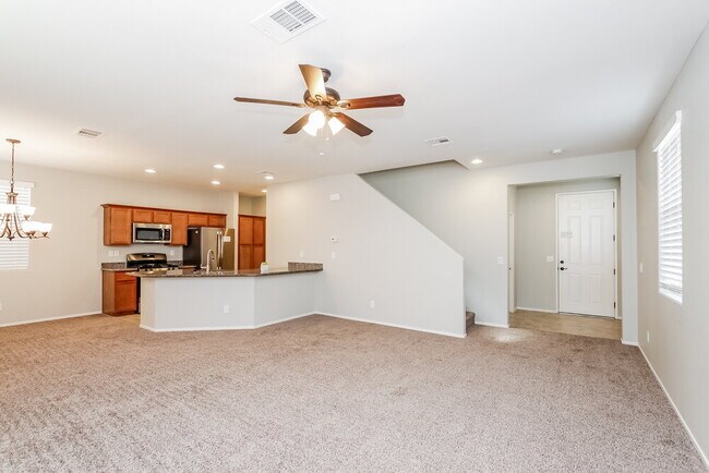 Building Photo - 5350 Panaca Spring St