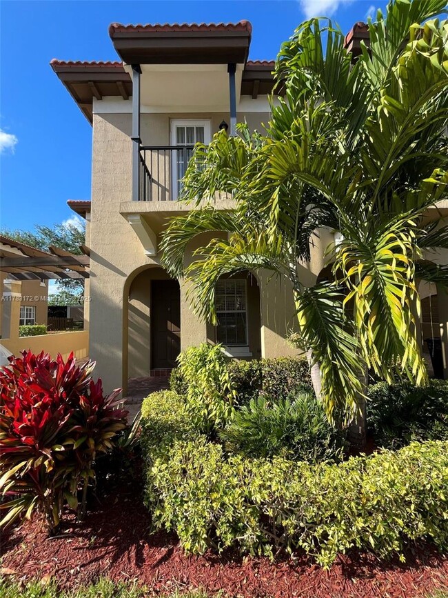 Building Photo - 6965 Julia Gardens Dr