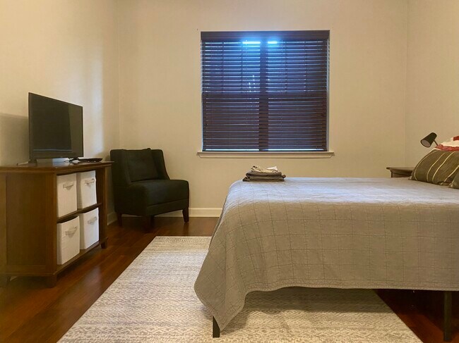 Foto del edificio - 2310 Elliott Ave