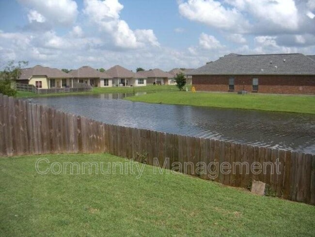 Building Photo - 2969 Northbank Dr