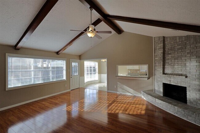 Foto del edificio - 1127 Fair Acres Dr