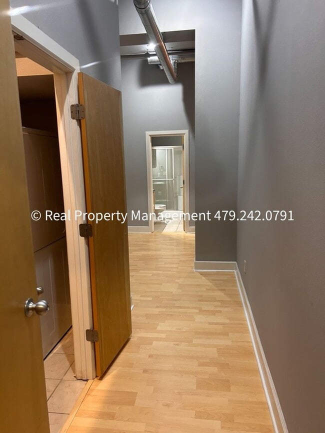 Building Photo - Coming in February! Studio Apartment in Do...