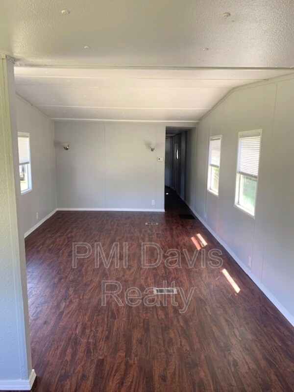 Foto del edificio - 5266 Hwy 17