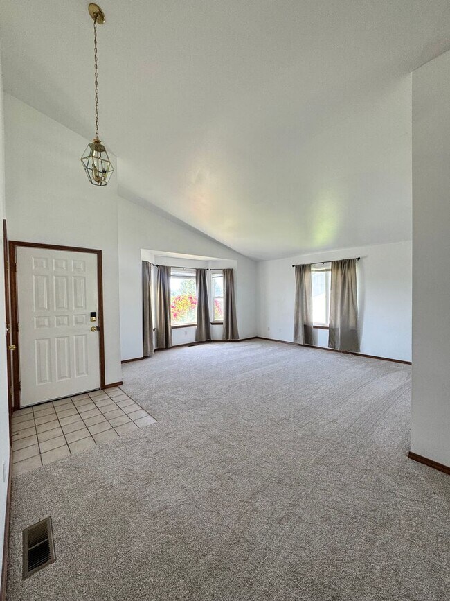 Foto del edificio - 4957 Pear Butte Dr