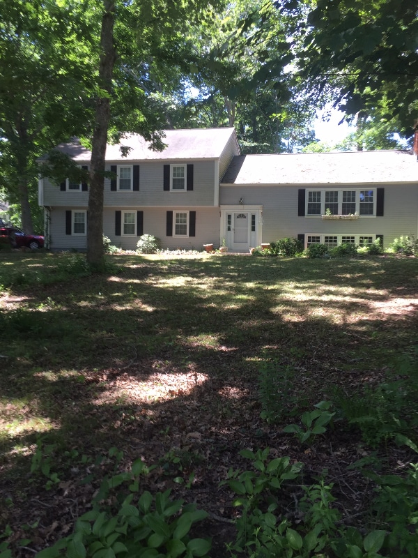 Building Photo - 8 Dogwood Ln