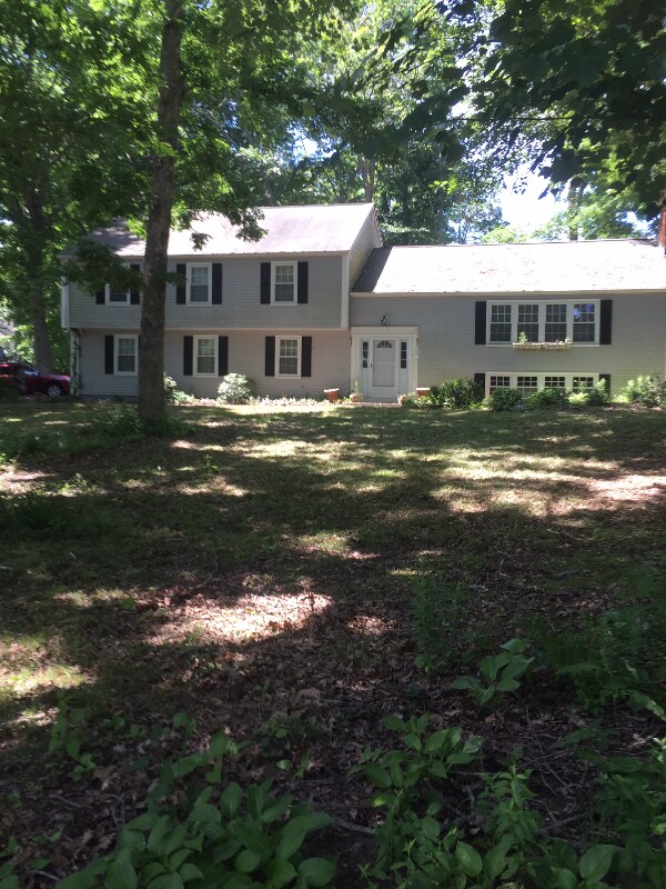 Foto del edificio - 8 Dogwood Ln