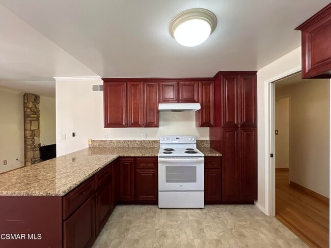 Building Photo - 1287 Knollwood Dr