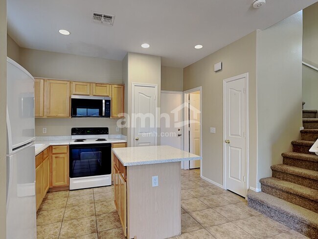 Foto del edificio - 22031 N 30th Ln