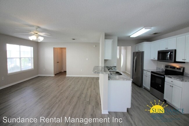 Building Photo - 3 br, 2.5 bath House - 234 Twin Lakes Lane