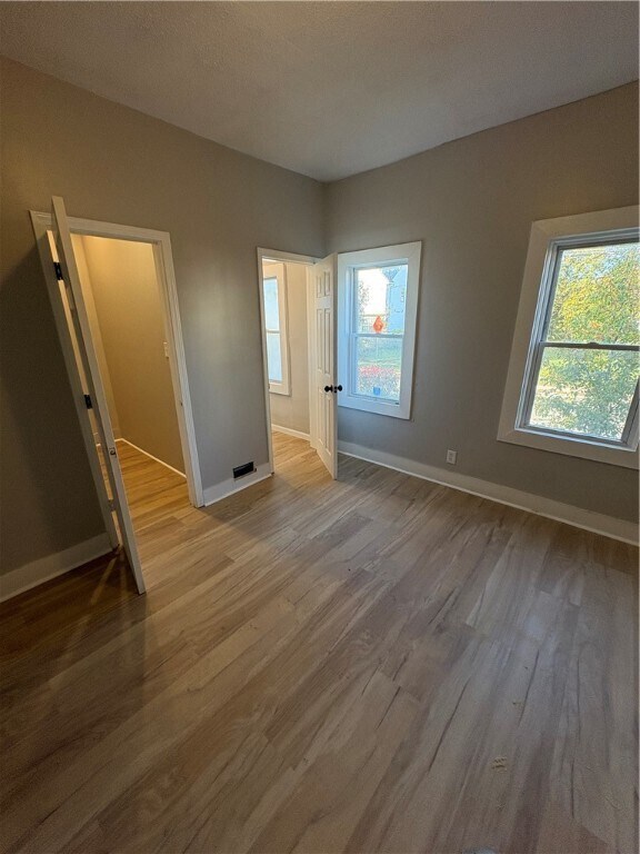 Foto del edificio - 83 Weeger St