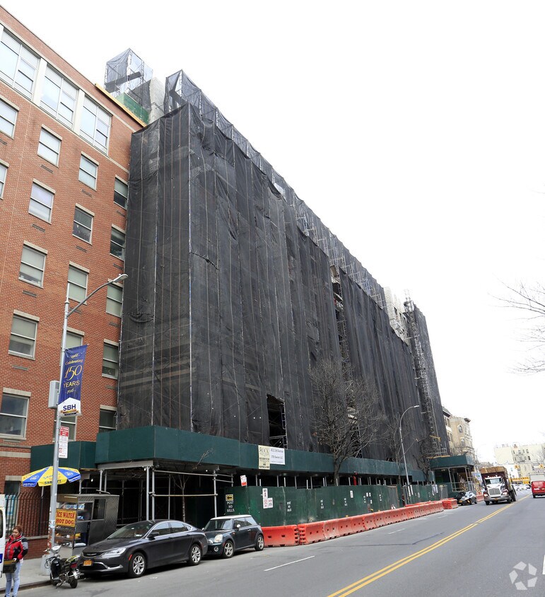 Cooper Gardens Apartments in Bronx, NY