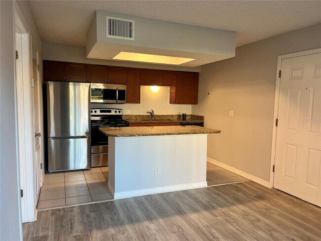 Building Photo - 10200 Gandy Blvd N