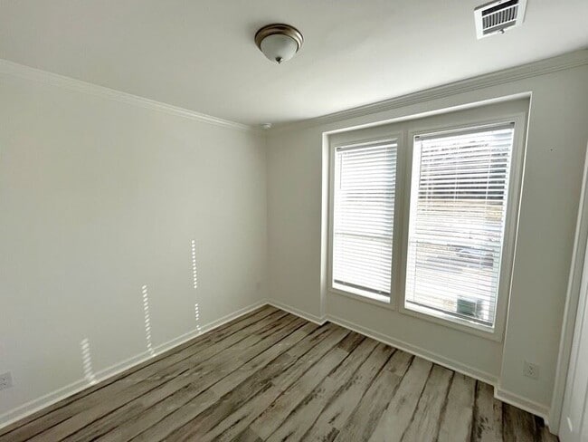 Building Photo - 1057 Vervain Dr