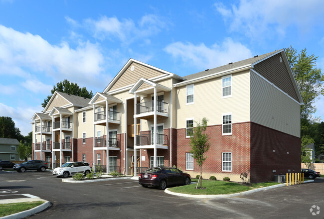 Monroe House Apartments - 401 Lazelle Rd Westerville, OH | Apartments.com