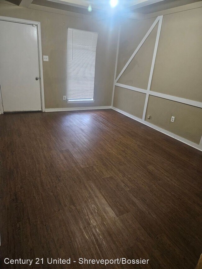 Building Photo - 3 br, 1 bath House - 716 Cindy Ln