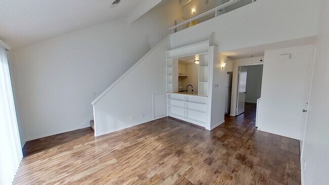 Foto del edificio - **COMING SOON! One bedroom + a Loft Condo ...
