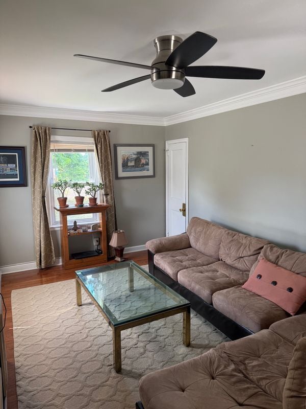 Foto del edificio - 1412 Cherry Ln