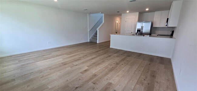 Foto del edificio - 1569 Plank Pl