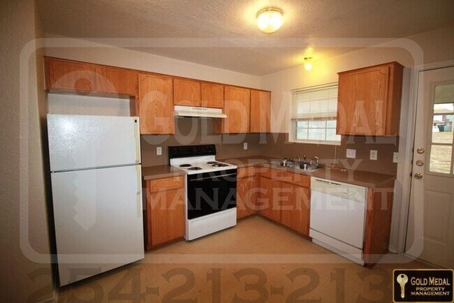 Foto del edificio - 4500 Sylvia Dr