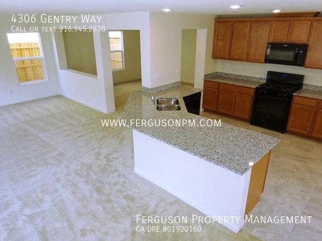 Building Photo - 4306 Gentry Way
