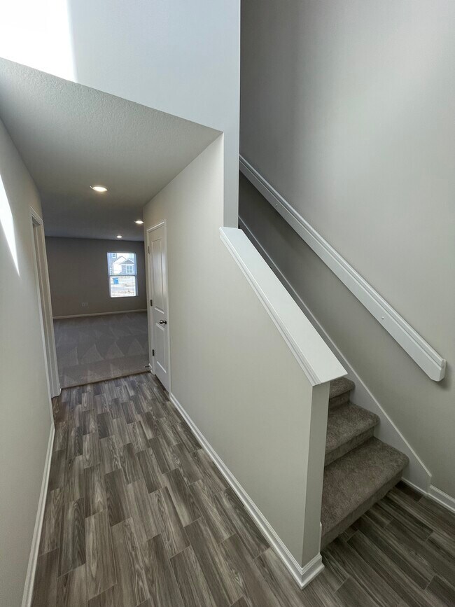 Building Photo - Copper Creek Villas