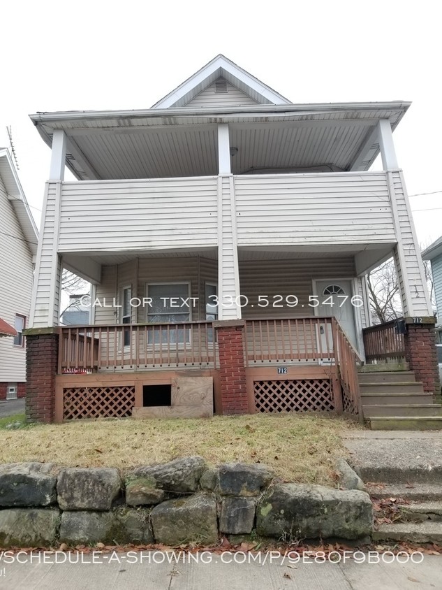 Primary Photo - 2 BEDROOM FIRST FLOOR DUPLEX AVAILABLE NOW!