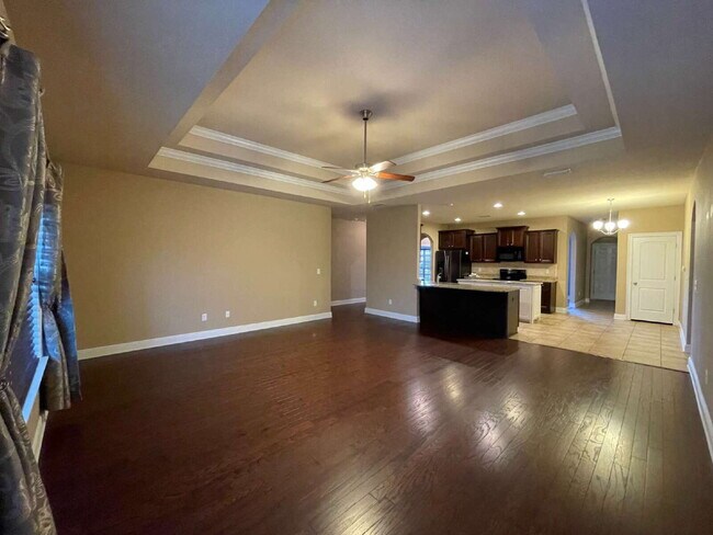 Foto del edificio - Coming Soon!! "Spacious 4-Bedroom Oasis with 3 Full Baths in Panama City – 2,582 Sq. Ft. of Comfo...