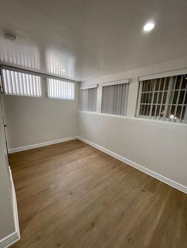 Building Photo - 201 Moonstone St