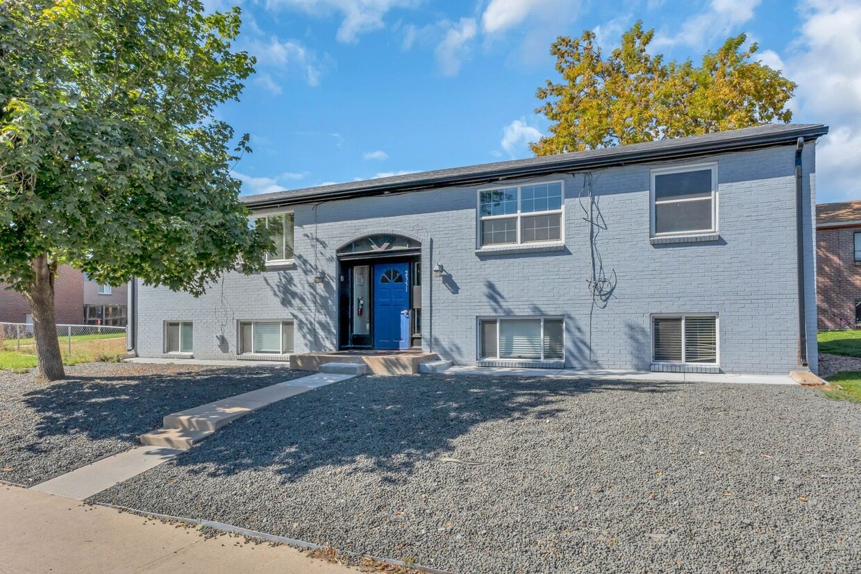 2 Bed, 1 Bath Condo in the Goldsmith Neighborhood! - 2 Bed, 1 Bath Condo in the Goldsmith Neighborhood!