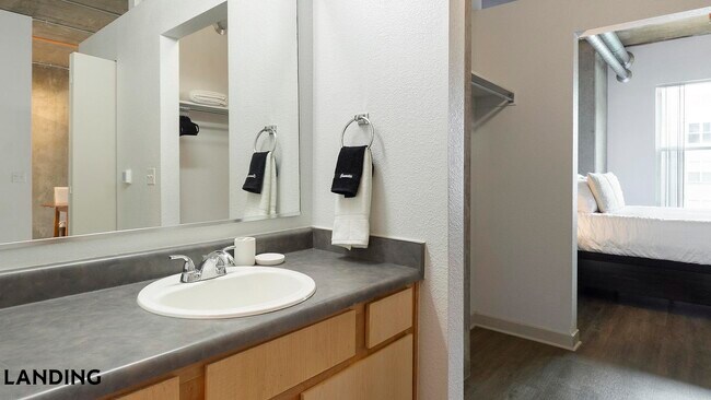 Foto del edificio - 1451 24th St