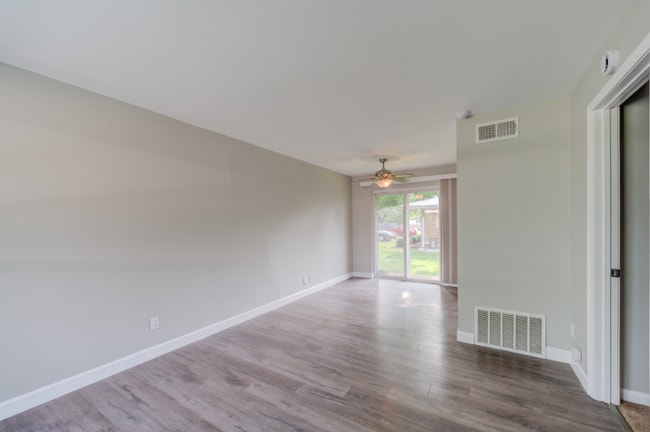 Building Photo - 11270 Liana Ln