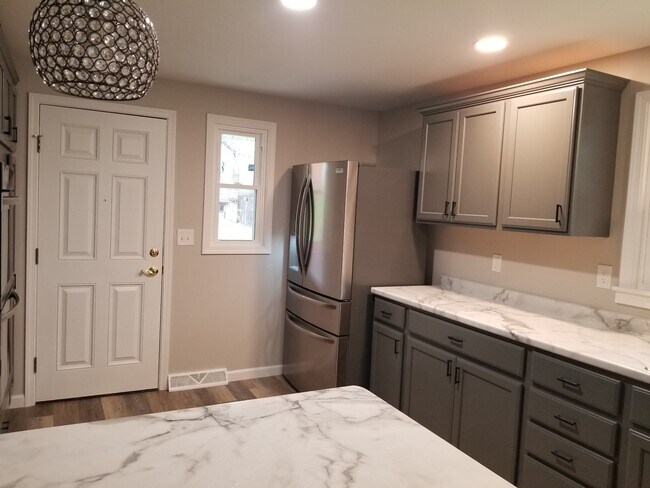 Building Photo - 73879 Hertler Rd
