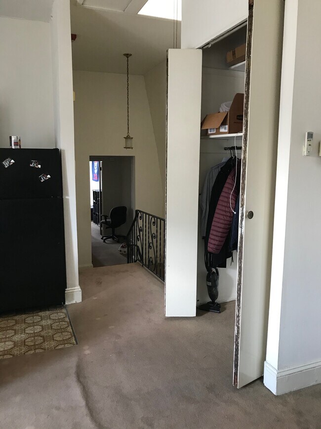 Foto del edificio - 208 N 36th St