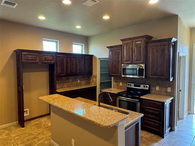 Foto del edificio - 1443 Lauren Ln