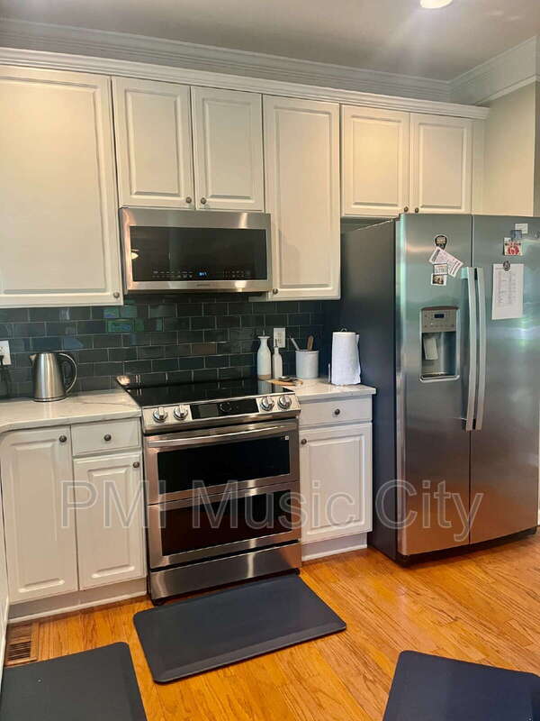 Foto del edificio - 333 Springhouse Cir